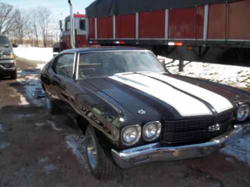 1970 chevelle ss ,454,muncie 4 speed, 12 bolt