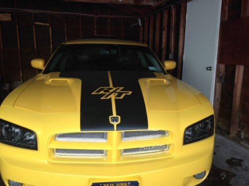 2006 dodge charger daytona top banana pristine condition!