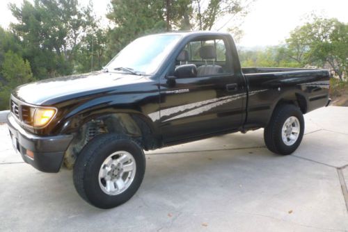 4x4 120k ca. miles 5sp power windows,locks. runs great.