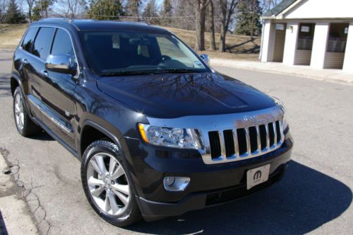 2011 jeep grand cherokee,70th anniversary edition 5.7l hemi, nav,camera, rebuilt