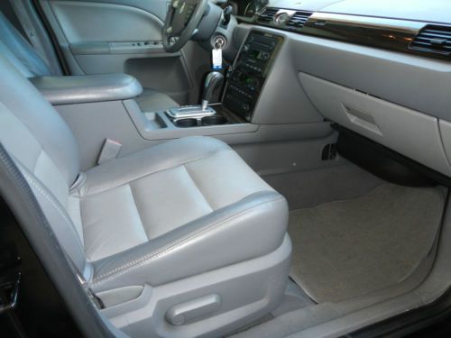 NO RESERVE Clean BANK REPO Loaded Automatic SOUTHERN No Rust! *LUXURY Sedan, image 13