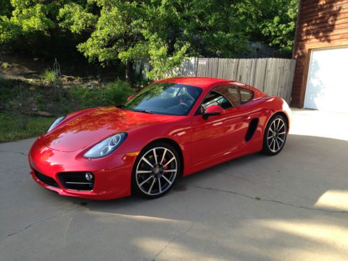 2014 porsche cayman s red/black, perfect, sp0rt chrono,pdk 3900 miles