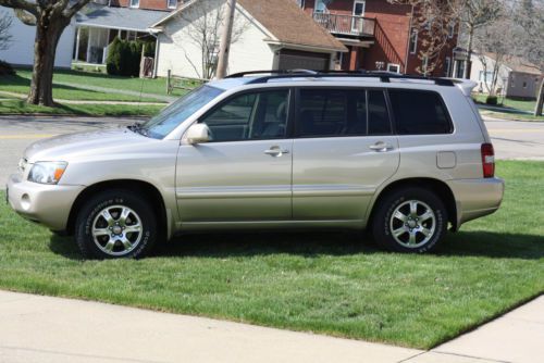 2007 toyota highlander sport utility leather 10&#034; dvd player excellent condition