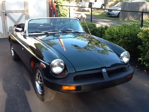 1976 mg convertible dark green manual