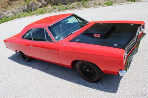 1969 plymouth road runner 440, six pack, ps, show stopper!!