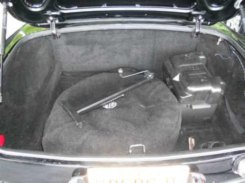 74 MGB Roadster. Completely rebuilt. Black and Black Leather inside, chrome, US $18,000.00, image 2