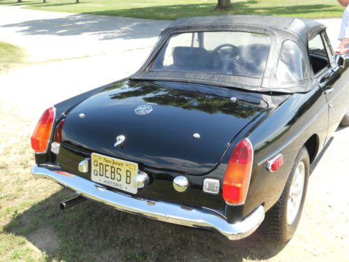 74 MGB Roadster. Completely rebuilt. Black and Black Leather inside, chrome, US $18,000.00, image 4