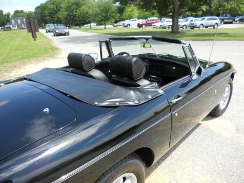 74 MGB Roadster. Completely rebuilt. Black and Black Leather inside, chrome, US $18,000.00, image 7
