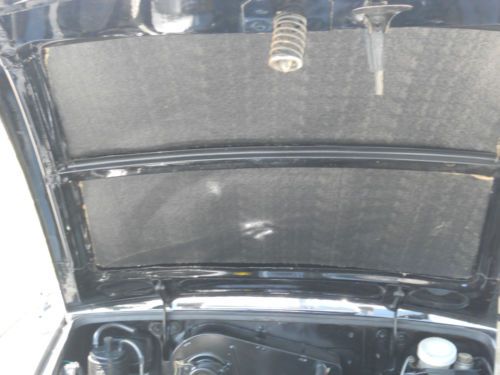 74 MGB Roadster. Completely rebuilt. Black and Black Leather inside, chrome, US $18,000.00, image 8