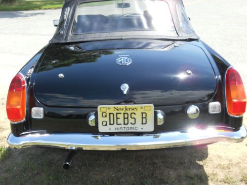 74 MGB Roadster. Completely rebuilt. Black and Black Leather inside, chrome, US $18,000.00, image 13