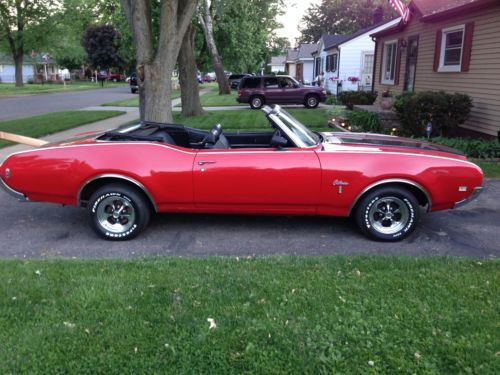 1969 oldsmobile cutlass supreme convertible