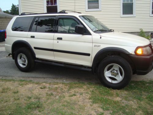 2000 mitsubishi montero ls sport 4x4 3.5 liter v6 engine with 123775 miles,nice