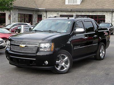 2011 chevrolet avalanche 4wd crew cab ltz navigation, rear dvd, sunroof