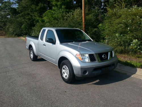 2005 nissan frontier xe extended cab pickup 2-door 2.5l