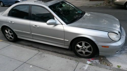 Hyundai 2005 sonata automatic sunroof cd changer free pickup !!! no reserve !!!