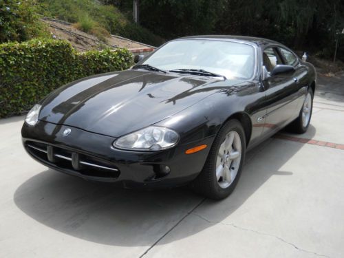 2000 jaguar xk8 coupe