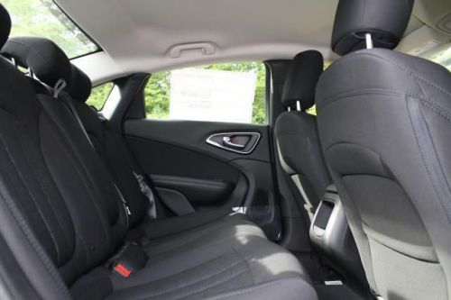 2015 Chrysler 200 Limited, US $24,250.00, image 5