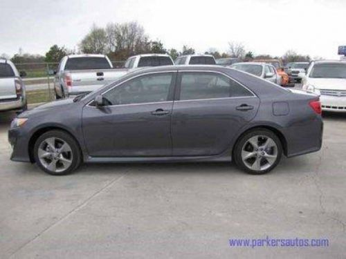 2012 toyota camry se