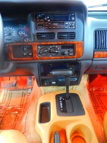 1997 jeep grand cherokee limited