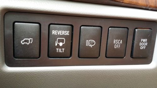 2008 Toyota Sequoia Platinum Sport Utility 4-Door 5.7L, image 11