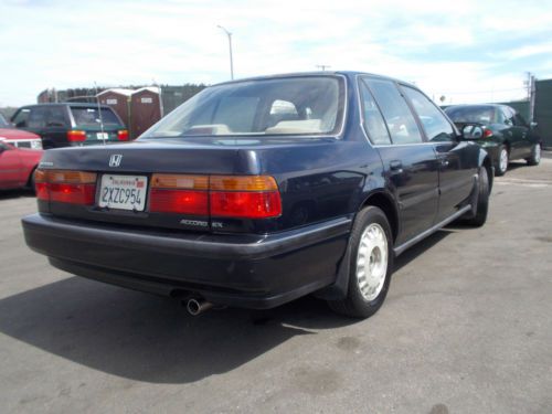 1991 Honda Accord  NO RESERVE, image 2