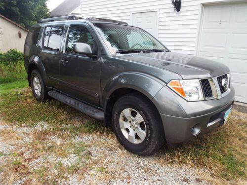 2006 nissan pathfinder le sport utility 4-door 4.0l, grey, moon roof, bose sound