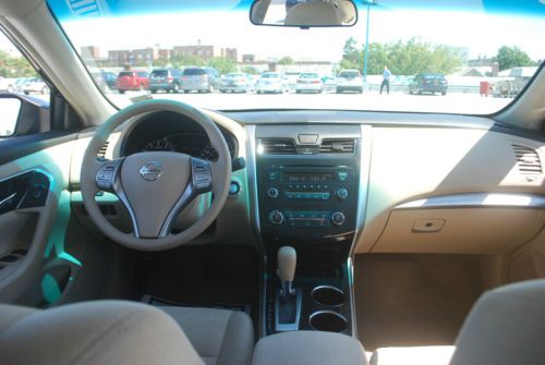 2013 Nissan Altima I4 2.5 S Low Miles Automatic Gasoline 2.5L 4 Cyl  Super Black, US $16,900.00, image 15