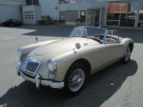1960 MG MGA 1600 Roadster, image 3