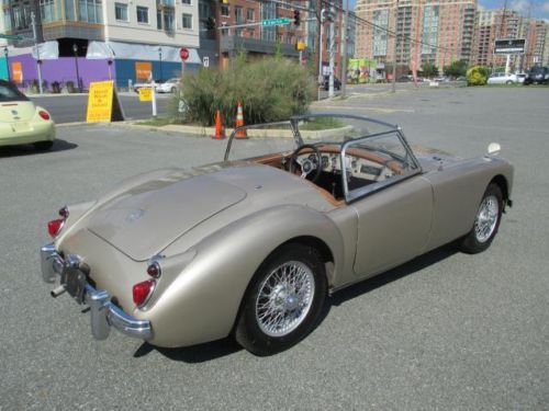 1960 MG MGA 1600 Roadster, image 6