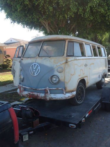 1967 vw bus 13 window deluxe .california bus