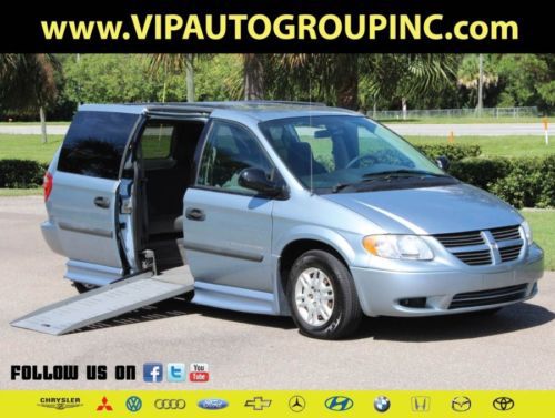 2005 florida  dodge handicap wheelchair van braun entervan power door ramp kneel