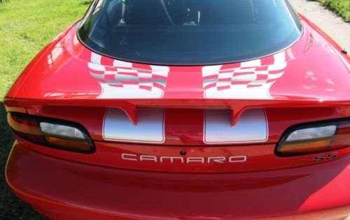 2002 Camaro SS Anniversary special edition 3314 miles, image 5