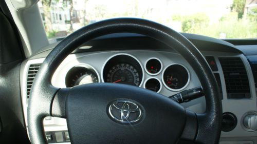 Toyota Tundra 4x4 Regular Cab ***SUPER RARE***, image 3