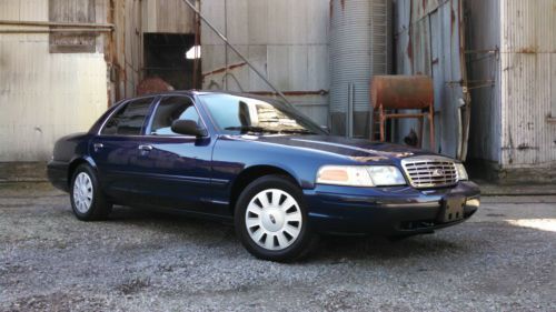 2006 ford crown victoria police interceptor sedan 4-door 4.6l