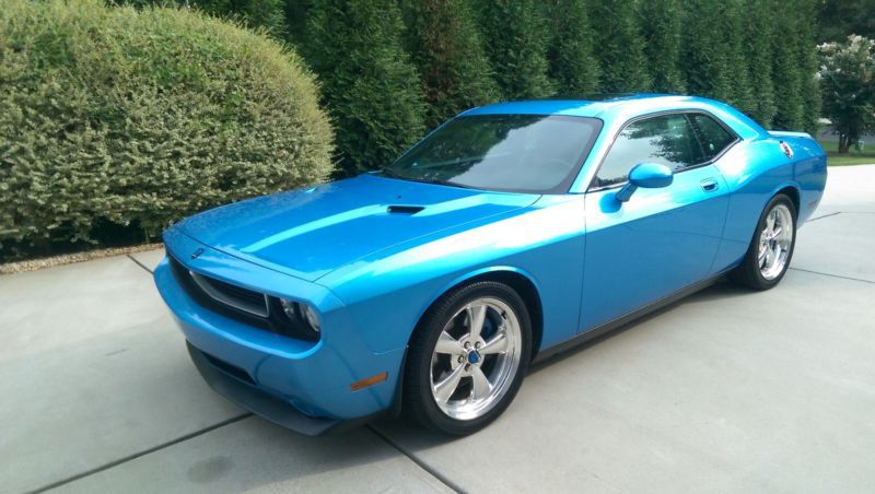 2010 dodge challenger rt