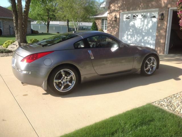 Nissan: 350z grand touring coupe 2-door