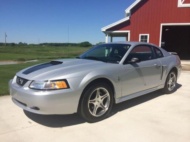 1999 ford mustang gt