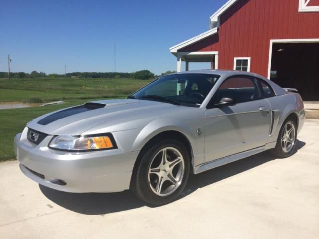 1999 ford mustang gt