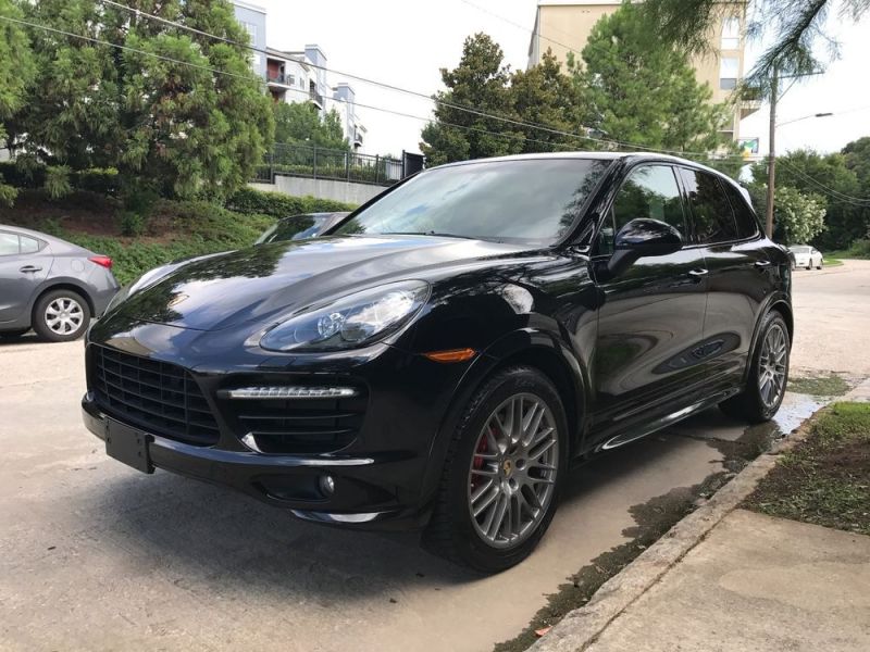 2013 porsche cayenne gts