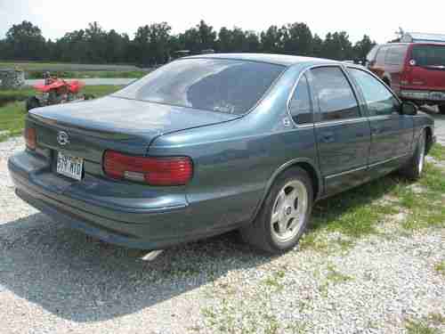 1995 Chevrolet Impala, image 2