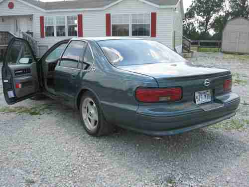 1995 Chevrolet Impala, image 3
