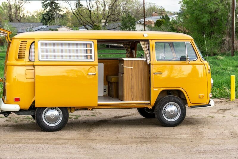 1972 volkswagen busvanagon