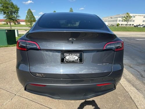 2022 tesla model y long range