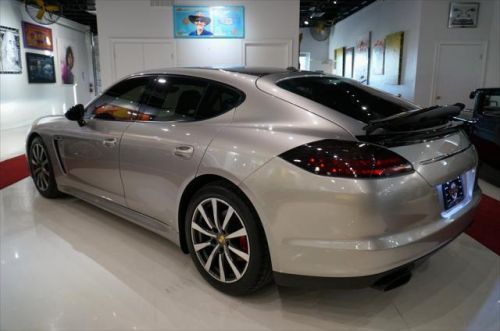 2011 porsche panamera 4