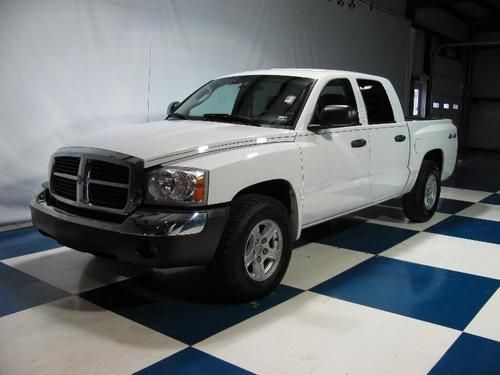 2005 dodge dakota slt quad cab 4wd...4.7l v8