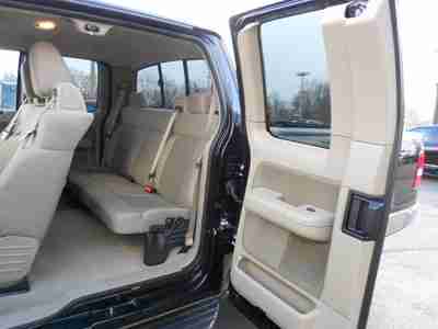 XLT Ethanol - FFV 5.4L 4 wheel disc brakes ABS brakes AM/FM radio Rear door bins, image 12