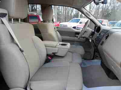 XLT Ethanol - FFV 5.4L 4 wheel disc brakes ABS brakes AM/FM radio Rear door bins, image 13