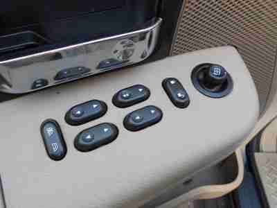 XLT Ethanol - FFV 5.4L 4 wheel disc brakes ABS brakes AM/FM radio Rear door bins, image 14