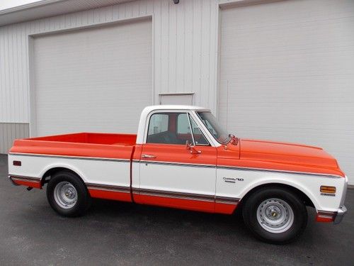 1972 chevy c-10 truck deluxe nicely rebuilt