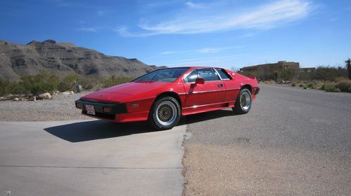 Lotus esprit 1986 turbo s3